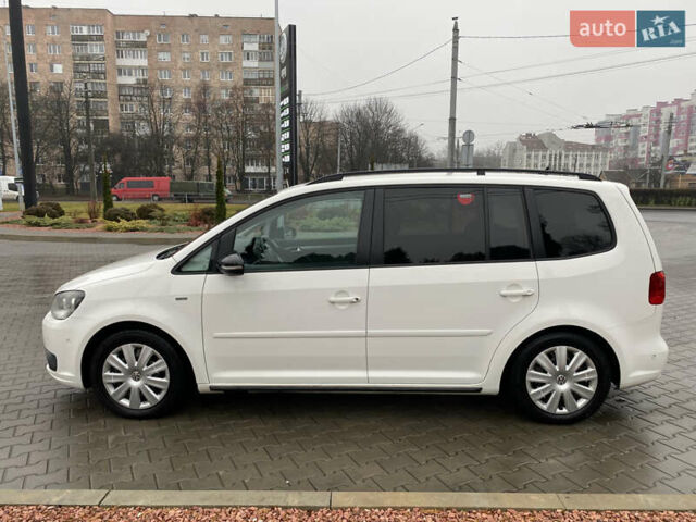 Білий Фольксваген Туран, об'ємом двигуна 1.6 л та пробігом 249 тис. км за 9100 $, фото 2 на Automoto.ua