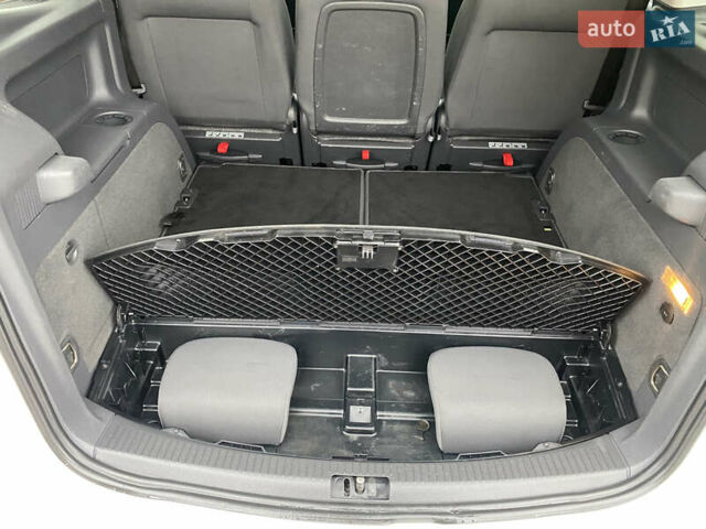 Білий Фольксваген Туран, об'ємом двигуна 1.6 л та пробігом 249 тис. км за 9100 $, фото 31 на Automoto.ua