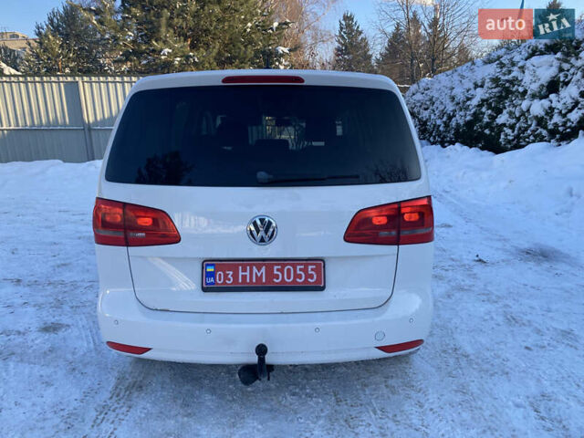 Білий Фольксваген Туран, об'ємом двигуна 2 л та пробігом 236 тис. км за 11350 $, фото 3 на Automoto.ua