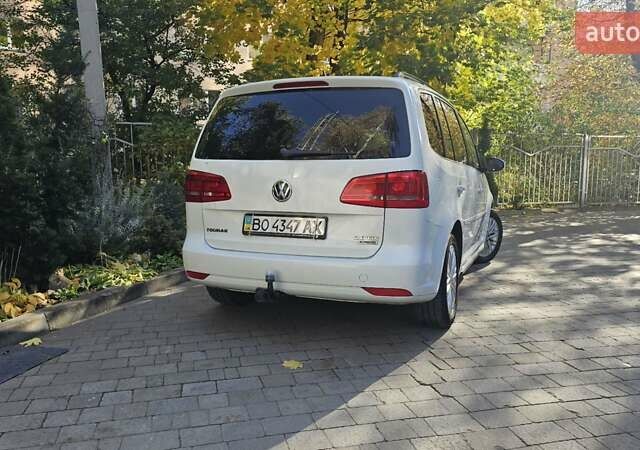 Белый Фольксваген Туран, объемом двигателя 2 л и пробегом 255 тыс. км за 13800 $, фото 4 на Automoto.ua