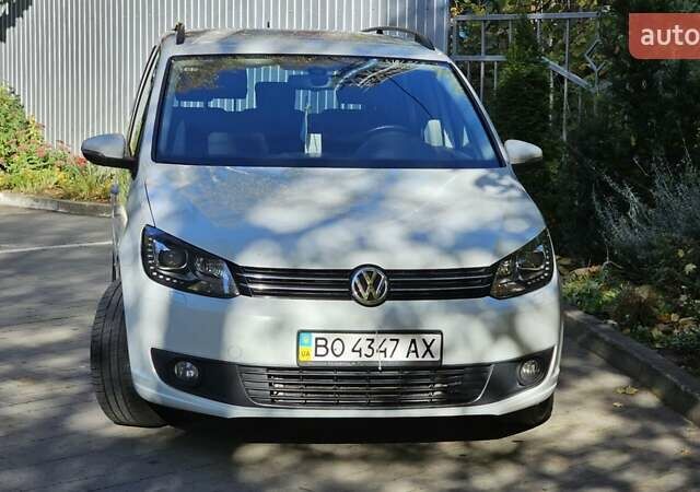 Белый Фольксваген Туран, объемом двигателя 2 л и пробегом 255 тыс. км за 13800 $, фото 6 на Automoto.ua