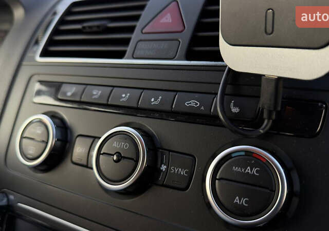 Белый Фольксваген Туран, объемом двигателя 1.6 л и пробегом 270 тыс. км за 9450 $, фото 9 на Automoto.ua