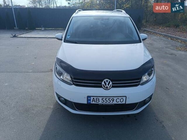 Білий Фольксваген Туран, об'ємом двигуна 2 л та пробігом 226 тис. км за 14000 $, фото 14 на Automoto.ua