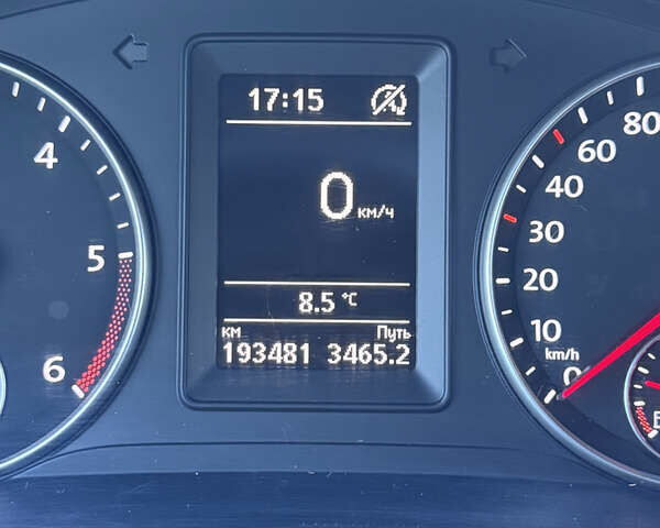 Білий Фольксваген Туран, об'ємом двигуна 1.97 л та пробігом 194 тис. км за 12000 $, фото 36 на Automoto.ua