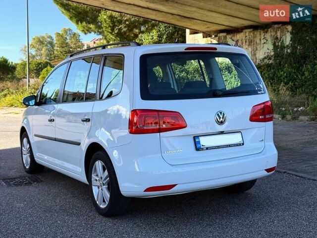 Белый Фольксваген Туран, объемом двигателя 1.6 л и пробегом 104 тыс. км за 15500 $, фото 17 на Automoto.ua