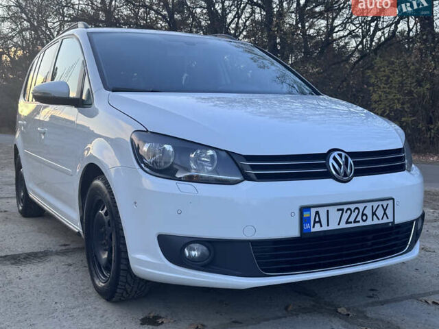 Білий Фольксваген Туран, об'ємом двигуна 1.97 л та пробігом 194 тис. км за 12000 $, фото 3 на Automoto.ua
