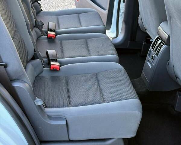 Белый Фольксваген Туран, объемом двигателя 1.6 л и пробегом 104 тыс. км за 15500 $, фото 41 на Automoto.ua