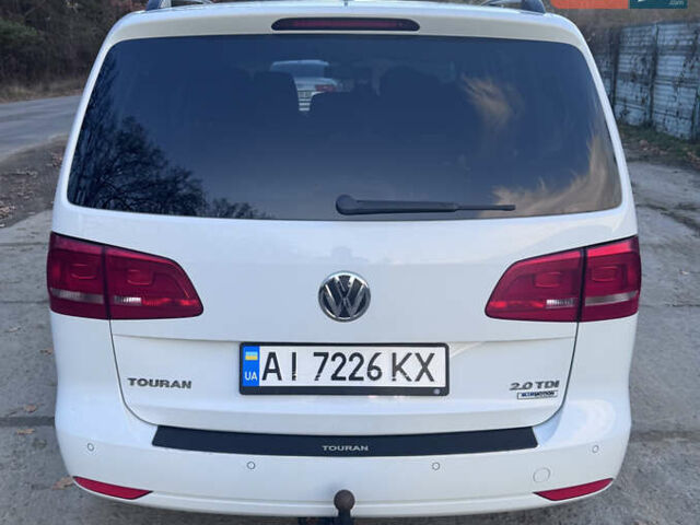 Білий Фольксваген Туран, об'ємом двигуна 1.97 л та пробігом 194 тис. км за 12000 $, фото 5 на Automoto.ua