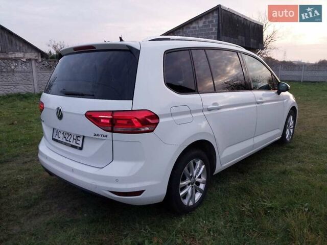 Белый Фольксваген Туран, объемом двигателя 1.97 л и пробегом 313 тыс. км за 13499 $, фото 3 на Automoto.ua