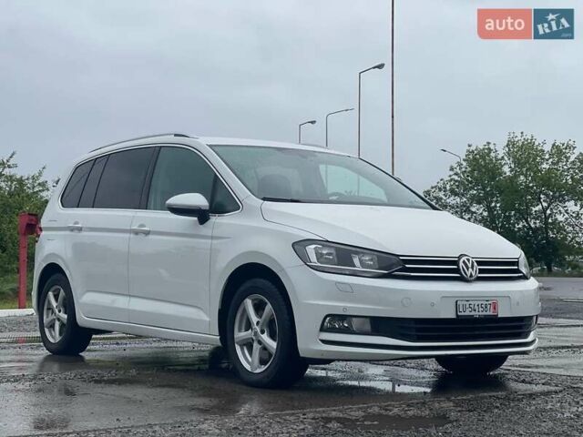 Белый Фольксваген Туран, объемом двигателя 1.4 л и пробегом 159 тыс. км за 15700 $, фото 2 на Automoto.ua