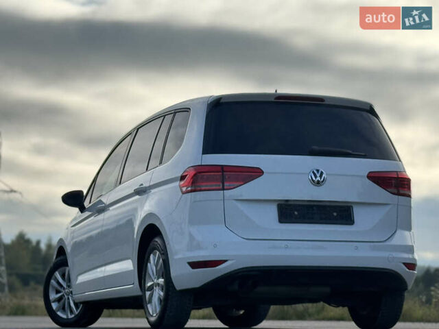 Белый Фольксваген Туран, объемом двигателя 1.97 л и пробегом 199 тыс. км за 15800 $, фото 27 на Automoto.ua