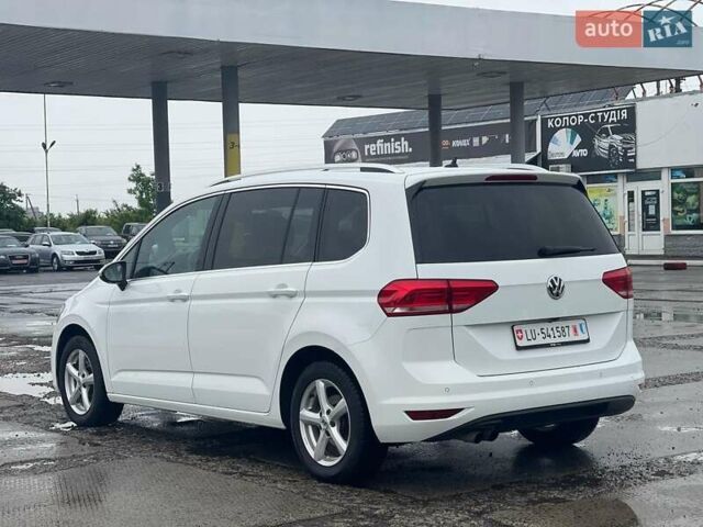 Белый Фольксваген Туран, объемом двигателя 1.4 л и пробегом 159 тыс. км за 15700 $, фото 8 на Automoto.ua