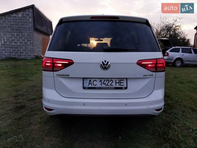 Белый Фольксваген Туран, объемом двигателя 1.97 л и пробегом 313 тыс. км за 13999 $, фото 13 на Automoto.ua