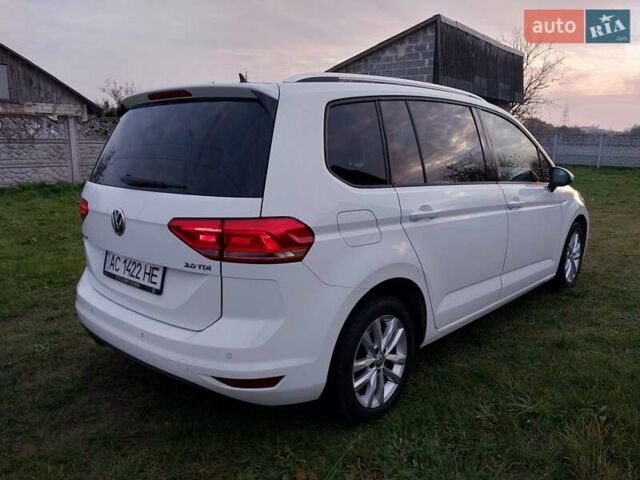 Белый Фольксваген Туран, объемом двигателя 1.97 л и пробегом 313 тыс. км за 13999 $, фото 5 на Automoto.ua