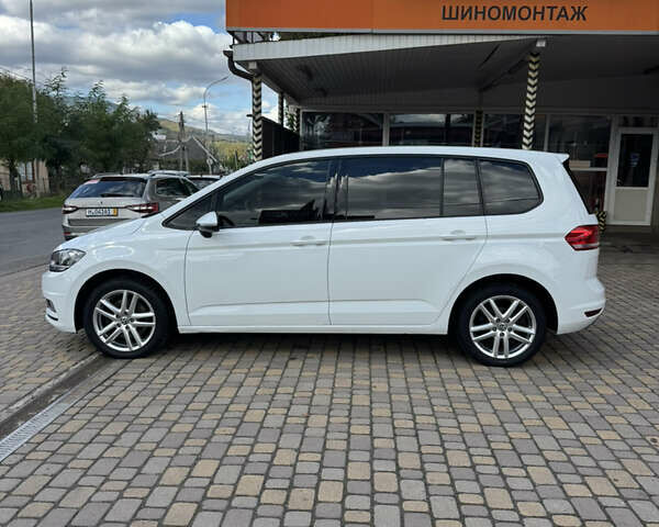 Білий Фольксваген Туран, об'ємом двигуна 2 л та пробігом 265 тис. км за 14700 $, фото 7 на Automoto.ua