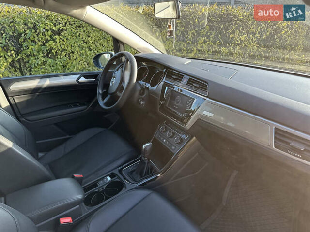 Білий Фольксваген Туран, об'ємом двигуна 1.97 л та пробігом 205 тис. км за 15000 $, фото 10 на Automoto.ua