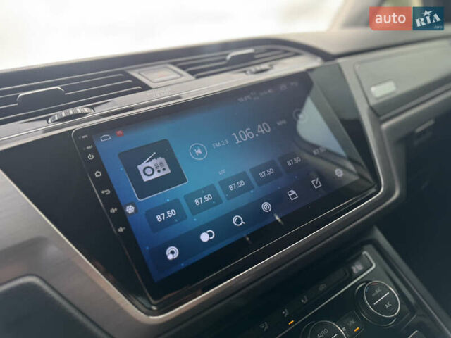 Белый Фольксваген Туран, объемом двигателя 1.97 л и пробегом 199 тыс. км за 15800 $, фото 71 на Automoto.ua