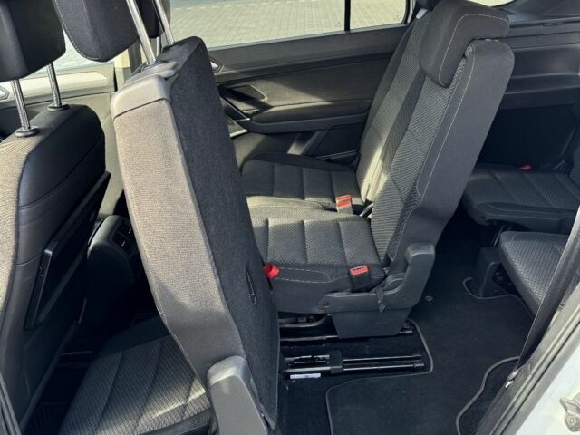 Белый Фольксваген Туран, объемом двигателя 2 л и пробегом 310 тыс. км за 14200 $, фото 17 на Automoto.ua