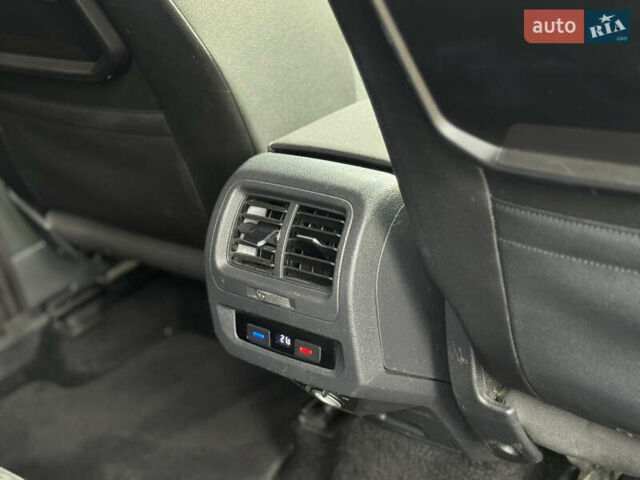 Белый Фольксваген Туран, объемом двигателя 1.97 л и пробегом 199 тыс. км за 15800 $, фото 55 на Automoto.ua