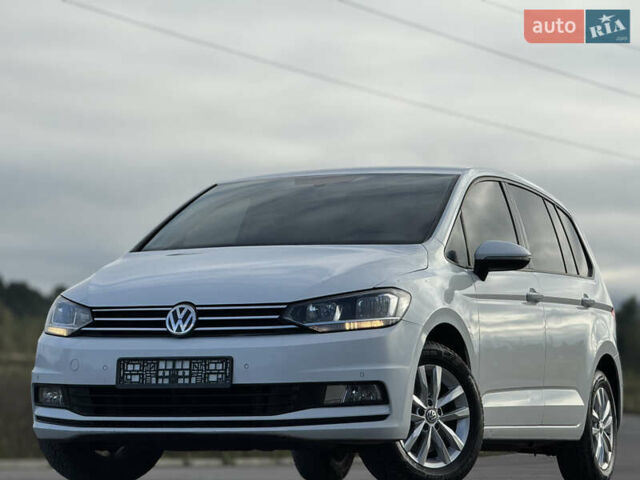 Белый Фольксваген Туран, объемом двигателя 1.97 л и пробегом 199 тыс. км за 15800 $, фото 7 на Automoto.ua