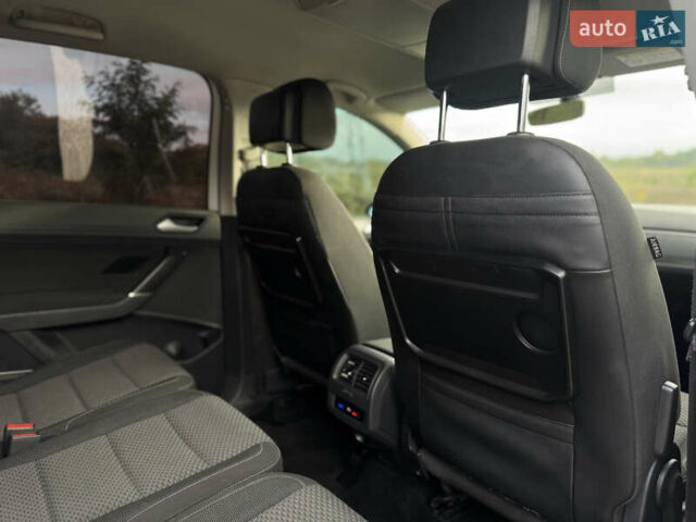 Белый Фольксваген Туран, объемом двигателя 1.97 л и пробегом 199 тыс. км за 15800 $, фото 63 на Automoto.ua