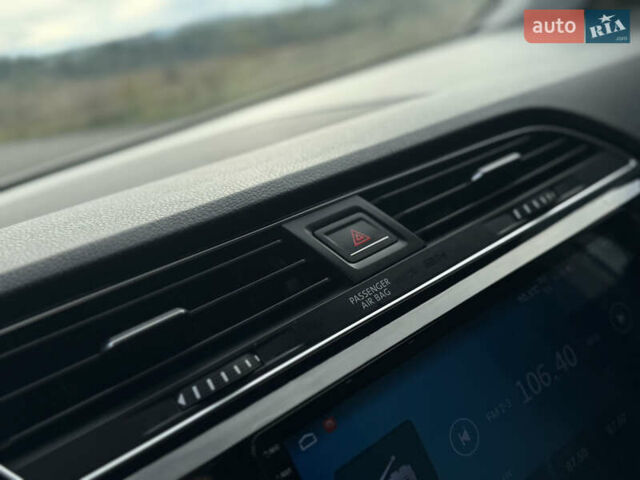 Белый Фольксваген Туран, объемом двигателя 1.97 л и пробегом 199 тыс. км за 15800 $, фото 44 на Automoto.ua