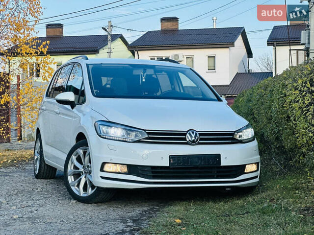 Білий Фольксваген Туран, об'ємом двигуна 1.97 л та пробігом 205 тис. км за 15000 $, фото 1 на Automoto.ua