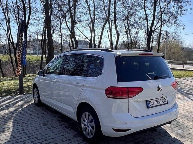 Білий Фольксваген Туран, об'ємом двигуна 1.6 л та пробігом 265 тис. км за 14900 $, фото 3 на Automoto.ua