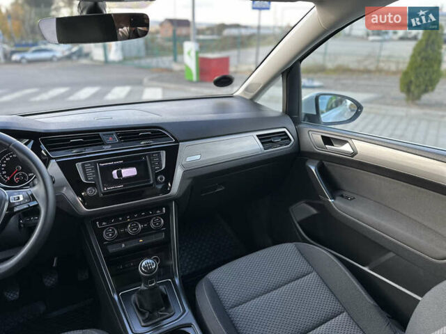 Фольксваген Туран 2017 у Хмельницькому на Automoto.ua Білий Фольксваген Туран, об'ємом двигуна 1.6 л та пробігом 189 тис. км за 15550 $, фото 23 на Automoto.ua