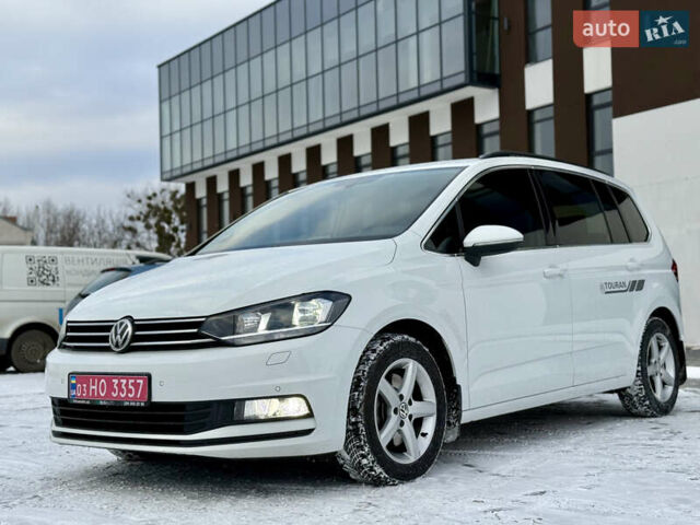 Білий Фольксваген Туран, об'ємом двигуна 1.6 л та пробігом 194 тис. км за 16400 $, фото 2 на Automoto.ua