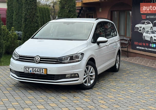 Белый Фольксваген Туран, объемом двигателя 1.97 л и пробегом 232 тыс. км за 16600 $, фото 1 на Automoto.ua