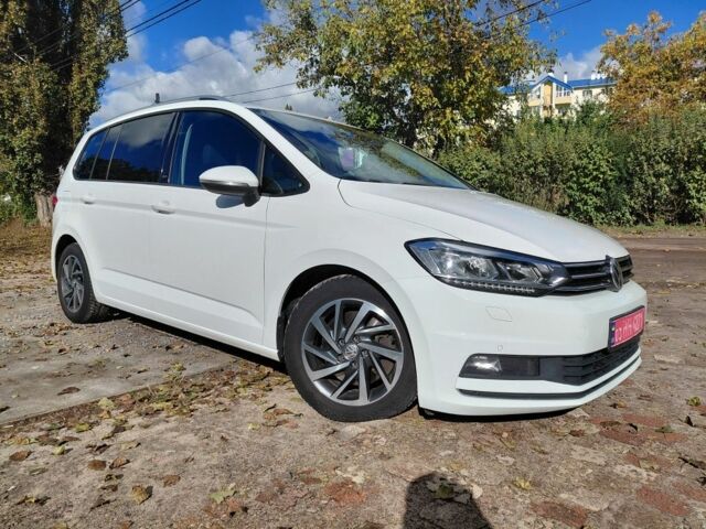 Фольксваген Туран 2017 у Обухове на Automoto.ua Білий Фольксваген Туран, об'ємом двигуна 0 л та пробігом 240 тис. км за 16500 $, фото 4 на Automoto.ua