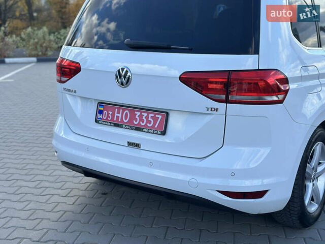 Фольксваген Туран 2017 у Хмельницькому на Automoto.ua Білий Фольксваген Туран, об'ємом двигуна 1.6 л та пробігом 189 тис. км за 15550 $, фото 18 на Automoto.ua