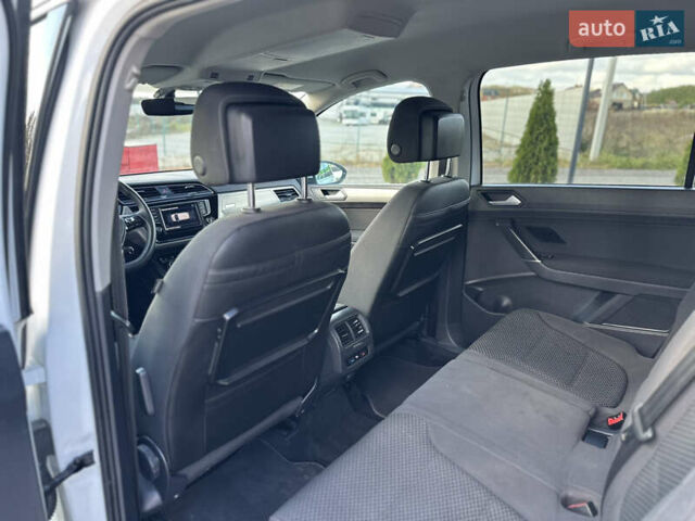 Белый Фольксваген Туран, объемом двигателя 1.6 л и пробегом 189 тыс. км за 15999 $, фото 44 на Automoto.ua