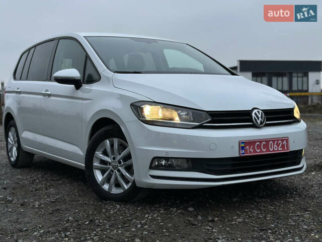 Белый Фольксваген Туран, объемом двигателя 1.6 л и пробегом 252 тыс. км за 14000 $, фото 17 на Automoto.ua