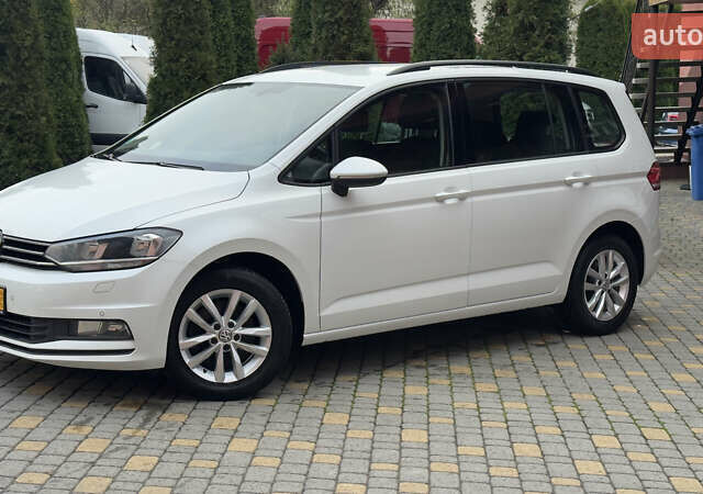 Белый Фольксваген Туран, объемом двигателя 1.97 л и пробегом 232 тыс. км за 16600 $, фото 7 на Automoto.ua