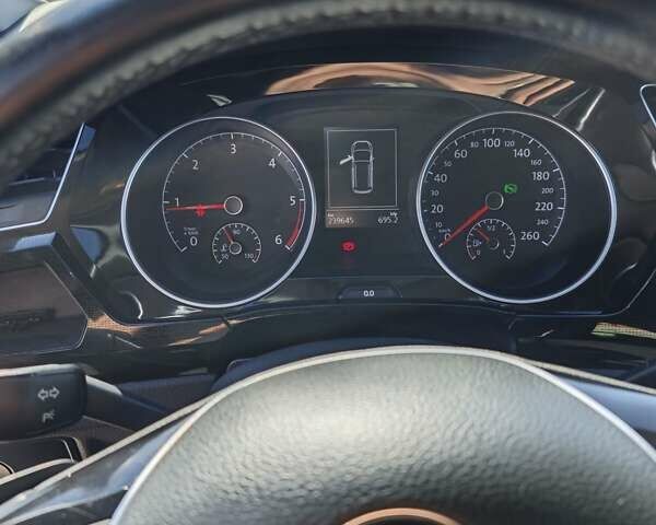 Белый Фольксваген Туран, объемом двигателя 1.6 л и пробегом 239 тыс. км за 15400 $, фото 21 на Automoto.ua