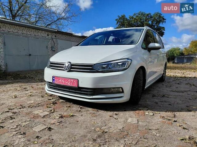 Белый Фольксваген Туран, объемом двигателя 1.6 л и пробегом 240 тыс. км за 16500 $, фото 11 на Automoto.ua
