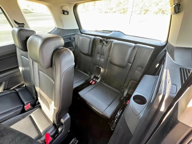 Белый Фольксваген Туран, объемом двигателя 1.6 л и пробегом 45 тыс. км за 8500 $, фото 11 на Automoto.ua