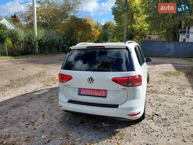 Белый Фольксваген Туран, объемом двигателя 1.6 л и пробегом 240 тыс. км за 16500 $, фото 8 на Automoto.ua