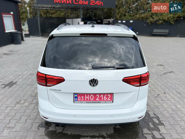 Белый Фольксваген Туран, объемом двигателя 1.97 л и пробегом 190 тыс. км за 18300 $, фото 7 на Automoto.ua