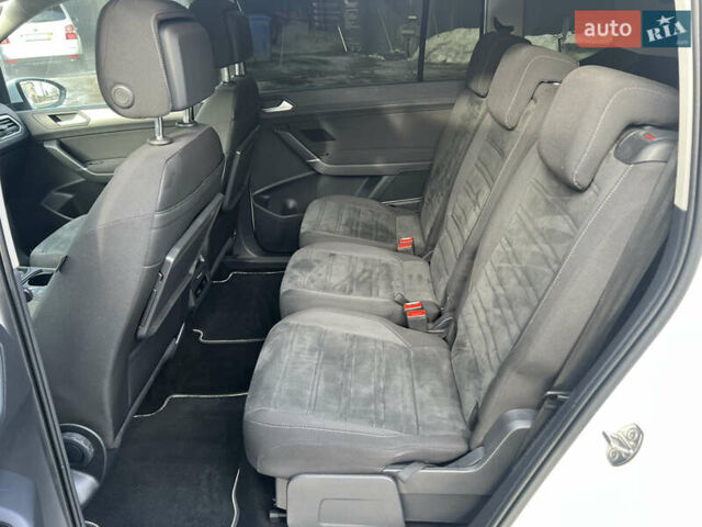 Белый Фольксваген Туран, объемом двигателя 1.6 л и пробегом 190 тыс. км за 16200 $, фото 24 на Automoto.ua