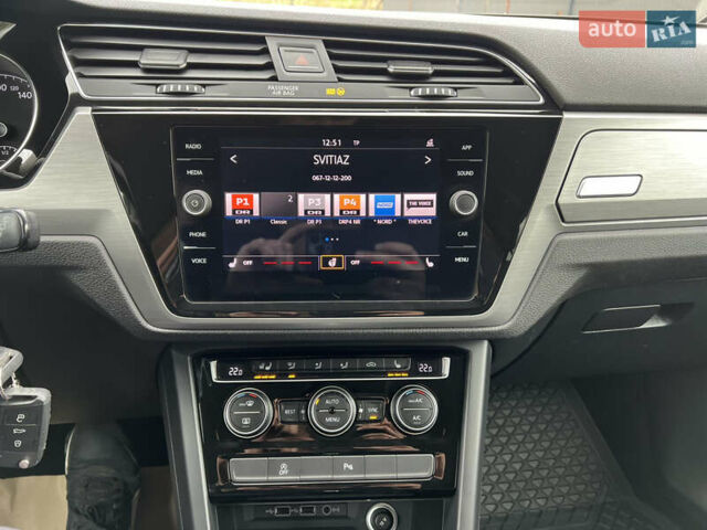 Белый Фольксваген Туран, объемом двигателя 1.97 л и пробегом 191 тыс. км за 17999 $, фото 10 на Automoto.ua