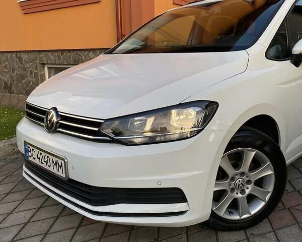 Белый Фольксваген Туран, объемом двигателя 1.6 л и пробегом 124 тыс. км за 17500 $, фото 58 на Automoto.ua