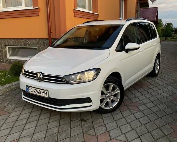 Белый Фольксваген Туран, объемом двигателя 1.6 л и пробегом 124 тыс. км за 17500 $, фото 2 на Automoto.ua