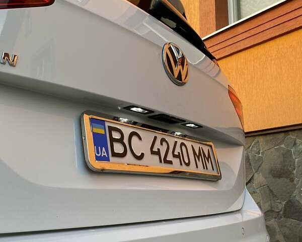 Белый Фольксваген Туран, объемом двигателя 1.6 л и пробегом 124 тыс. км за 17500 $, фото 41 на Automoto.ua