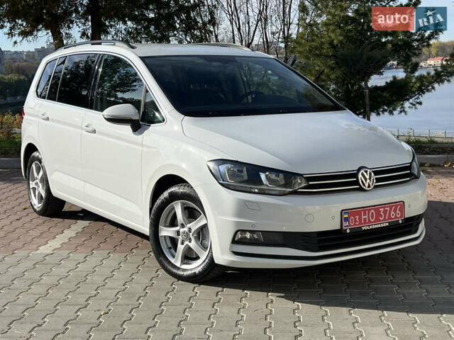 Белый Фольксваген Туран, объемом двигателя 2 л и пробегом 220 тыс. км за 18390 $, фото 20 на Automoto.ua