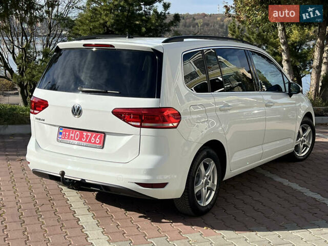 Белый Фольксваген Туран, объемом двигателя 2 л и пробегом 220 тыс. км за 18390 $, фото 30 на Automoto.ua
