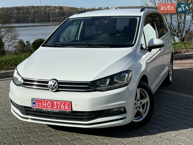 Белый Фольксваген Туран, объемом двигателя 2 л и пробегом 220 тыс. км за 18390 $, фото 3 на Automoto.ua