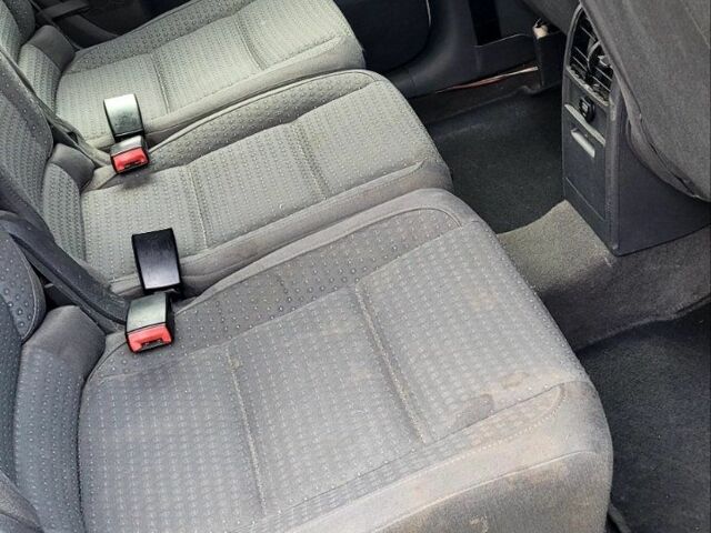 Белый Фольксваген Туран, объемом двигателя 2 л и пробегом 578 тыс. км за 2000 $, фото 10 на Automoto.ua